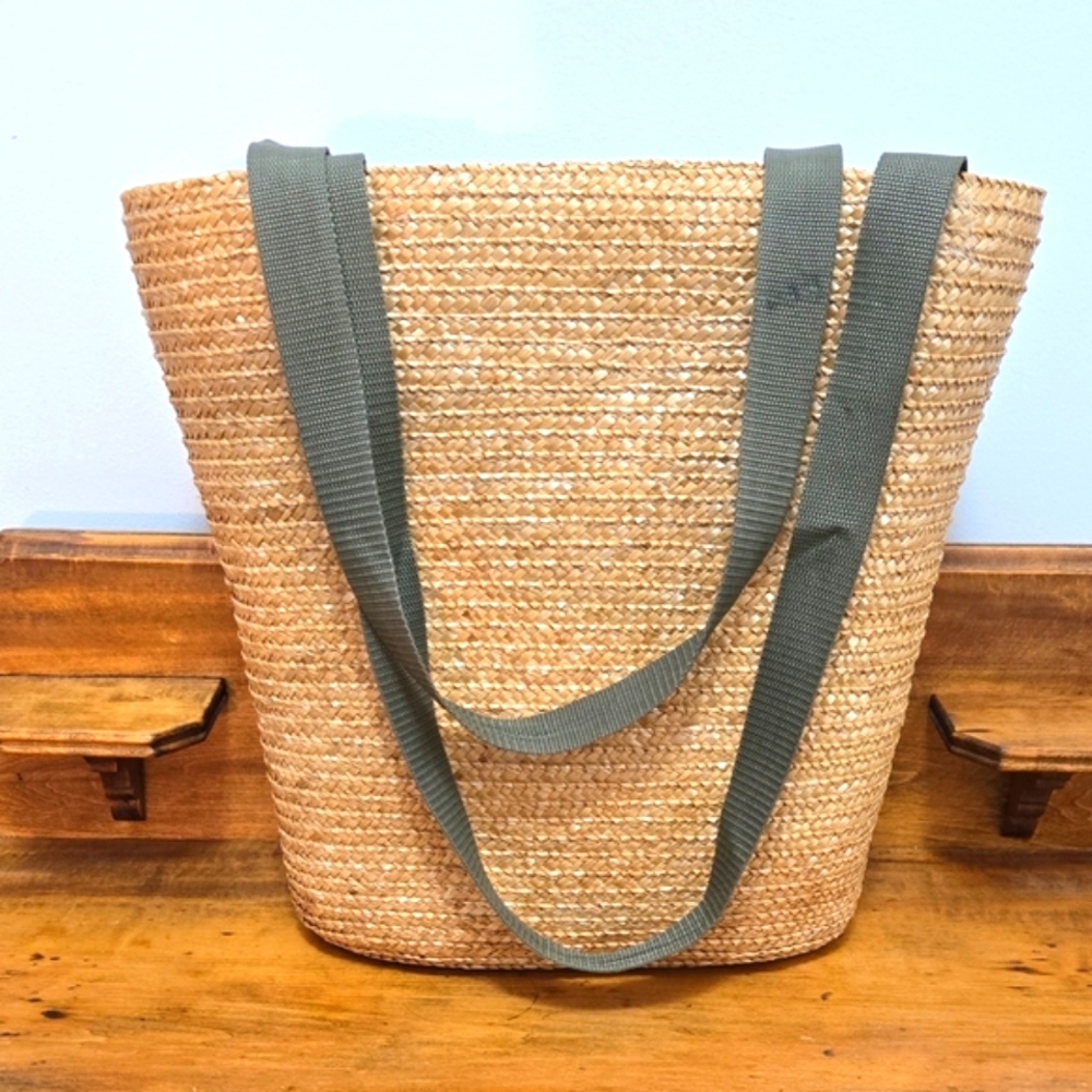Large Lined Straw Tote With Drawstring Closure + Extra Bag